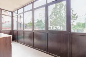 Apartament 2 camere, decomandat, parter înalt – cu curte, balcon și acces auto - imagine 5