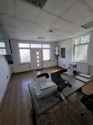 Inchiriez spatiu (stradal) 55mp Rovine - pretabil Birou - imagine 5 Inchiriez spatiu (stradal) 55mp Rovine - pretabil Birou - imagine 5