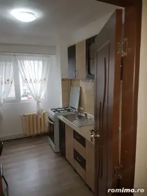 2 camere zona Dacia - imagine 2