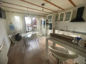 Casa inteligenta cu 5 camere 3 bai si  458 mp teren in Tiglari - imagine 9