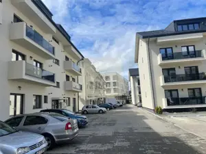 Apartament nou cu 3 camere balcon si parcare Doamna Stanca
