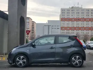 Toyota Aygo Edition Plus - imagine 8