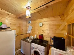 Cabane de vanzare, cu 3 camere, 50 mp, zona Brad - imagine 6