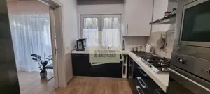 Casa cu 5 camere 3 bai si curte in Padurea Dumbrava - imagine 14