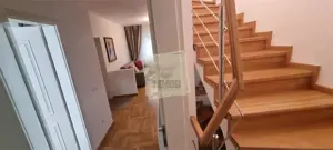 Casa cu 5 camere 3 bai si curte in Padurea Dumbrava - imagine 10