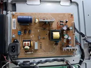 sursa 715g3897-p01-w20-002u de pe tv Philips 22pfl3405h