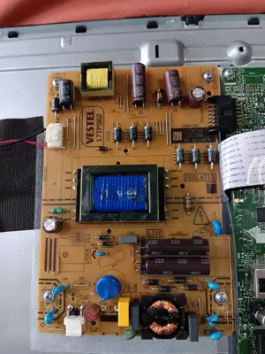 sursa 17ips62 de pe tv Wellington wl32hd279sw