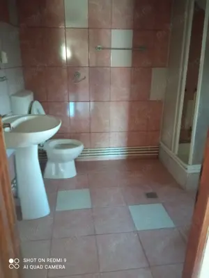 Ofer spre inchiriere doua  apartamente la casa in Alba Iulia - imagine 14 Ofer spre inchiriere doua  apartamente la casa in Alba Iulia - imagine 14