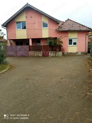 Ofer spre inchiriere doua  apartamente la casa in Alba Iulia - imagine 16 Ofer spre inchiriere doua  apartamente la casa in Alba Iulia - imagine 16