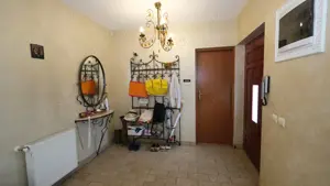 Vanzare vila individuala P+1+Pod in Cornetu si 500 mp teren cu toate utilitatile si strada asfaltata - imagine 19