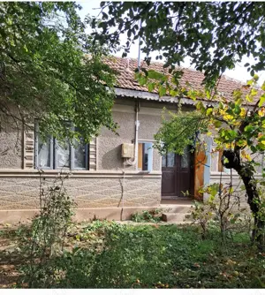 Casa  batraneasca de vanzare  - imagine 4