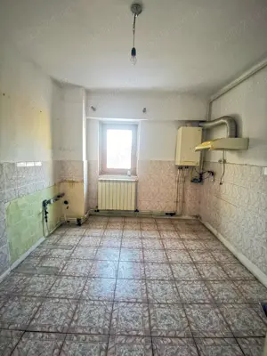 Apartament central 4 camere Tandarei - imagine 8