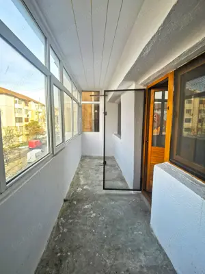 Apartament central 4 camere Tandarei - imagine 9