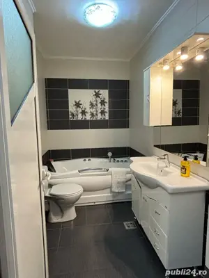 Apartament 3 camere central - imagine 2