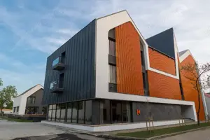 Camerista -Housekeeper