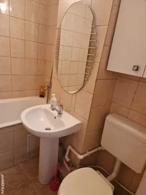 Vand apartament 2 camere secomandat. Zona micro 15. - imagine 6