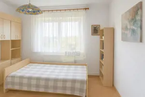 Apartament 3 camere 2 bai cu balcon in zona Terezian - imagine 2