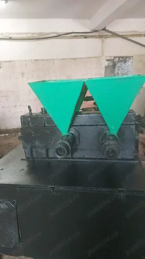 Presa ulei - la rece (tip stimel Timisoara) 7 bucati si Filtru ulei cu placi - imagine 2