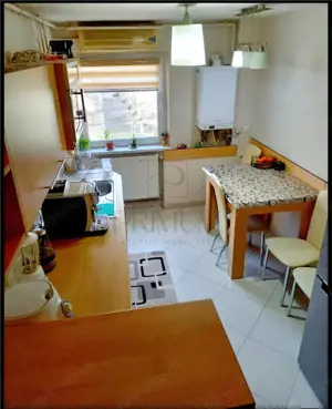 Aradului - 3 camere - decomandat - centrala proprie - ETAJ 2 - imagine 5