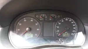 De vânzare autoturism Volkswagen Polo 1 4benzina  - imagine 4