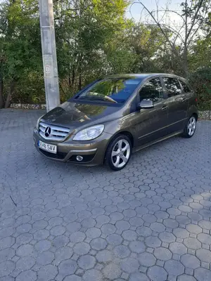 Mercedes Benz B Classe 2.0 Diesel - imagine 2