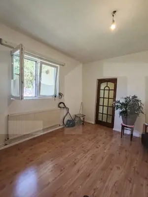 Apartament de vanzare, cu 2 camere, 45 mp, zona Balcescu - imagine 3