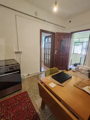 Apartament de vanzare, cu 2 camere, 45 mp, zona Balcescu - imagine 4