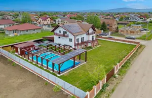 Imobil multiple destinatii