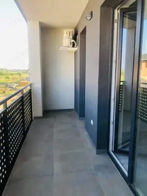 2 camere POD PE TOATA SUPRAFATA la cateva minute de de Hotel IQ