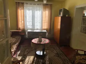 Teren si casa de vanzare - 1969mp - imagine 4 Teren si casa de vanzare - 1969mp - imagine 4