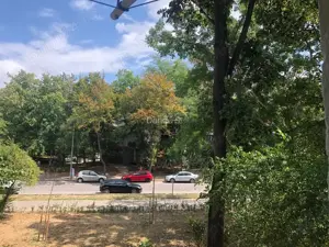 Vand apartament 3 camere Tiglina I