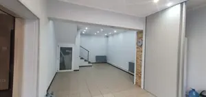 Spatiu birouri 300mp+Parcare, Matei Voievod - Pache Protopopescu (7 minute Metrou Iancului)