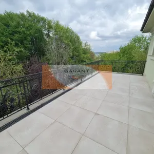 Casă individuală de lux în Gavana. Intimitate și confort rar întâlnit în oraș - imagine 6