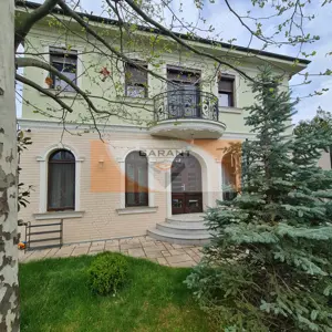 Casă individuală de lux în Gavana. Intimitate și confort rar întâlnit în oraș - imagine 4