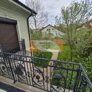 Casă individuală de lux în Gavana. Intimitate și confort rar întâlnit în oraș - imagine 14