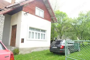 Bran-Casa de locuit  cu 3 camere si teren - imagine 2