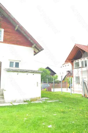 Bran-Casa de locuit  cu 3 camere si teren - imagine 3