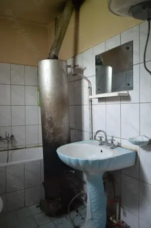 Bran-Casa de locuit  cu 3 camere si teren - imagine 6