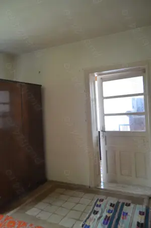 Bran-Casa de locuit  cu 3 camere si teren - imagine 10