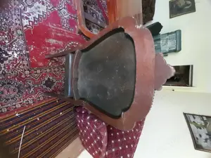 Scaune foarte vechi din piele in stare buna - imagine 3