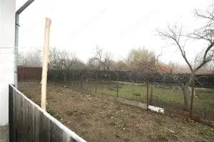 Casa 200 mp+ teren 1100 mp, 2 fronturi stradale - imagine 15