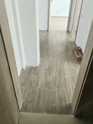 Vand ap 2 cam Grand Arena Mall - imagine 3