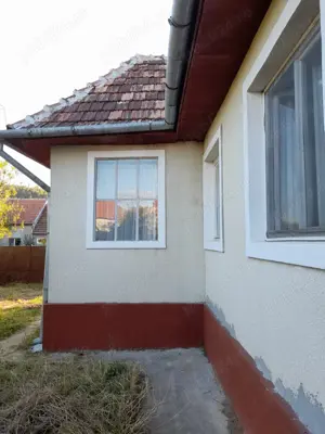 Vând casă în Sebiș Arad, cu 4 camere, bucătărie, baie.  - imagine 8