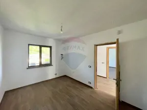 Casă / Vilă in Sat Nou / Panciu - imagine 20