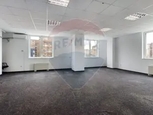 SPATIU COMERCIAL 80 MP OPEN SPACE CU GRUP SANITAR | GREEN CENTER ITC - imagine 9