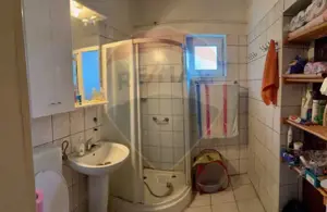 Casă / Vilă cu 7 camere de vânzare - imagine 12