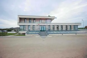 De închiriat clădire de birouri în zona Nicolae Grigorescu