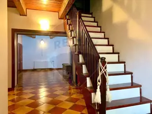 Pensiune cu 13 camere de vânzare in Bulz - imagine 17