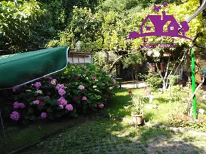 Casa si curte zona centrala - imagine 10 Casa si curte zona centrala - imagine 10