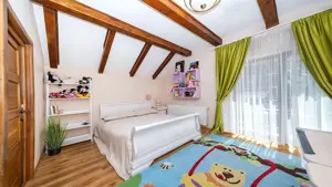 Suprafata generoasa teren - imagine 16